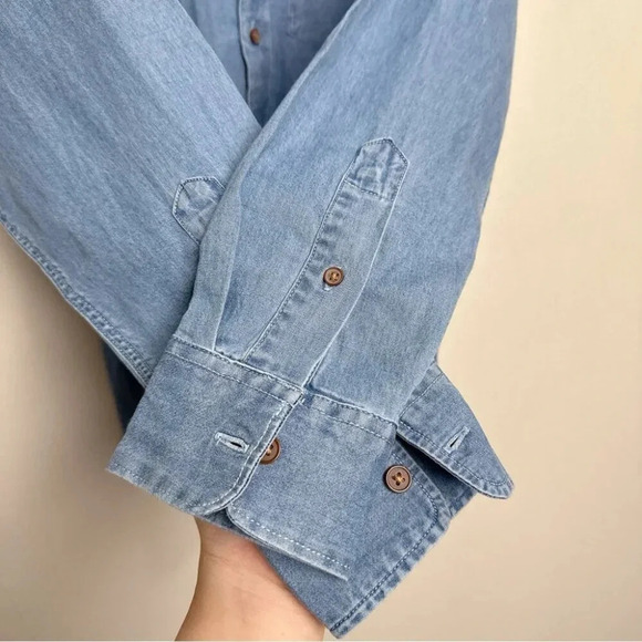 Old Navy Mens Small Chambray Everyday Button Shirt - Picture 10 of 13